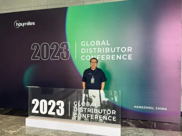 Utomo SolaRUV Hadir Pada Hoymiles Global Distributor Conference 2023